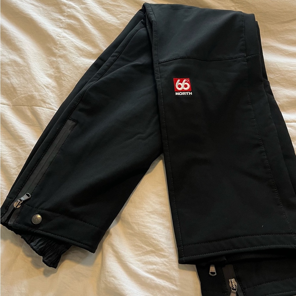 Women’s Black 66 North Polartec Glymur ski/snowboard Pants - Picture 2 of 14